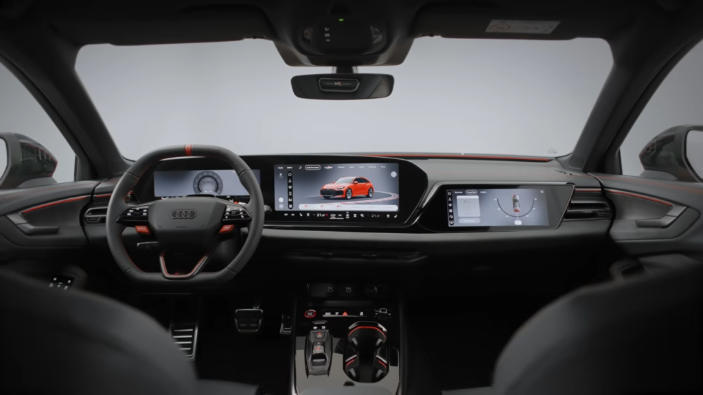 新型Audi RS5インテリア　ディスプレイ