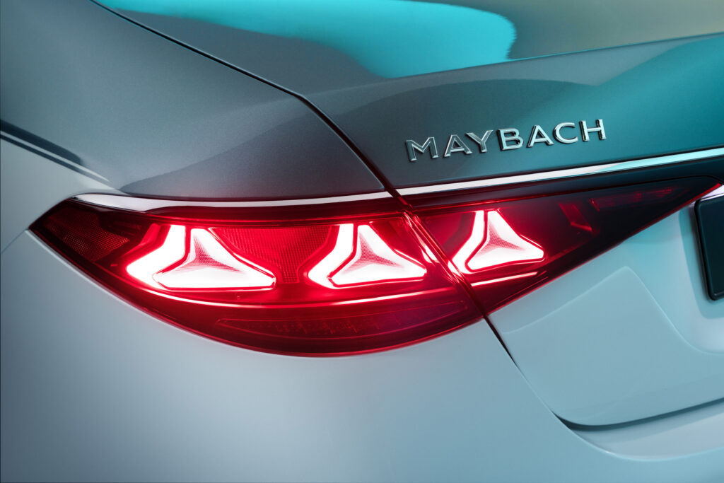 The new Mercedes-Maybach S-Class, 2026.
リア、テールランプ