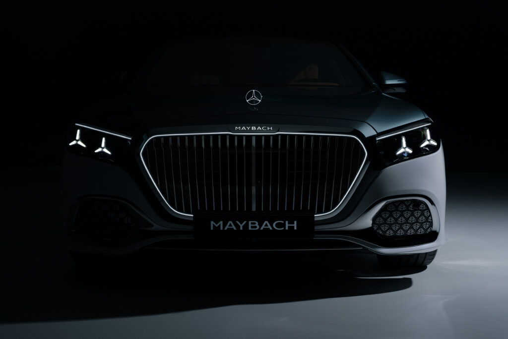 The new Mercedes-Maybach S-Class, 2026.
Exterior in MANUFAKTUR opalite white bright/verde silver metallic
Interior in Maybach Exclusive Nappa Leather Beech Brown