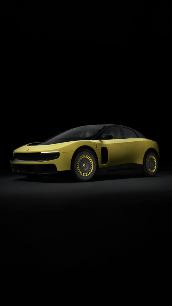 [フェラーリ公式画像] 新型EV「Ferrari Luce（フェラーリ ルーチェ）」：左斜め視点